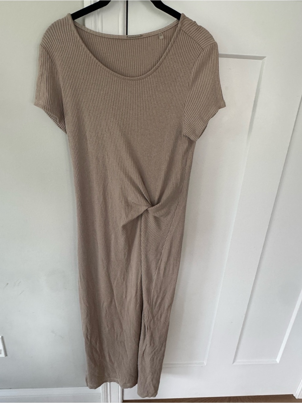 Elie Tahari Taupe Ribbed Knit Twist-Front Midi Dress